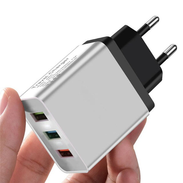 Universal 5V 3A 3USB Fast Charging Fast Charging Wall Charger For iPhone XS MAX X Samsung EU Plug 3 Port Phone Charge for Xiaomi